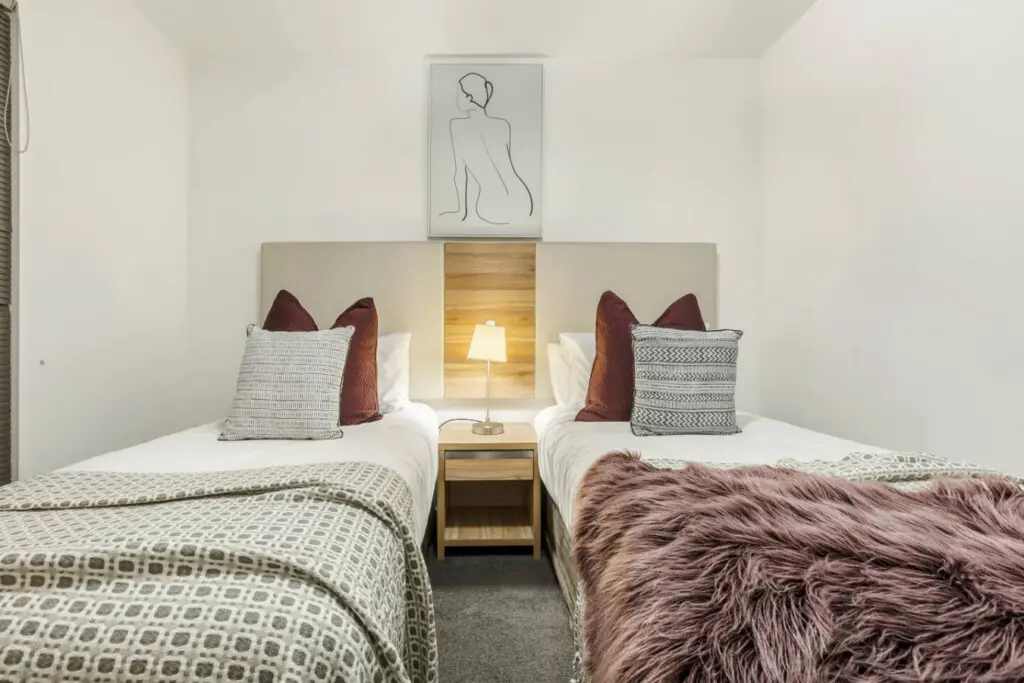 71167 413321 Tt9EuUHTIiy6PjjmDl2HmNRqlWBLTCoBFrvv7uL2S5A 68768a4f92140.jpg